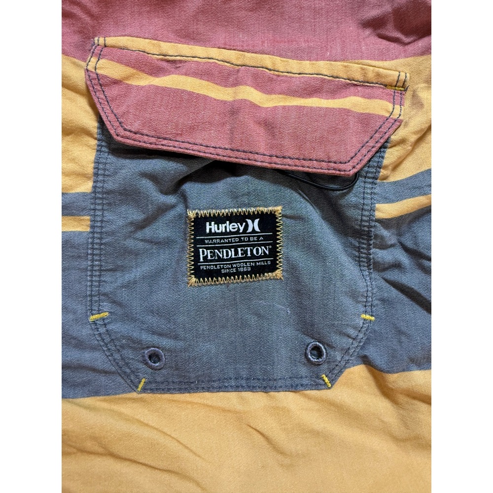 Hurley Pendleton Board Shorts Mens 34 Yellowstone National Park Striped - Picture 4 of 12